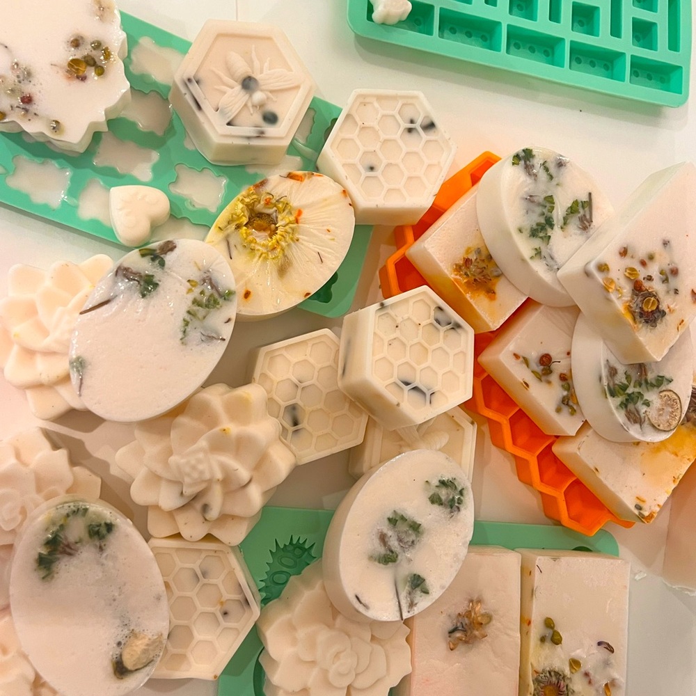 Natural soaps no artificial . I am selling one by one depending on you’re prefer